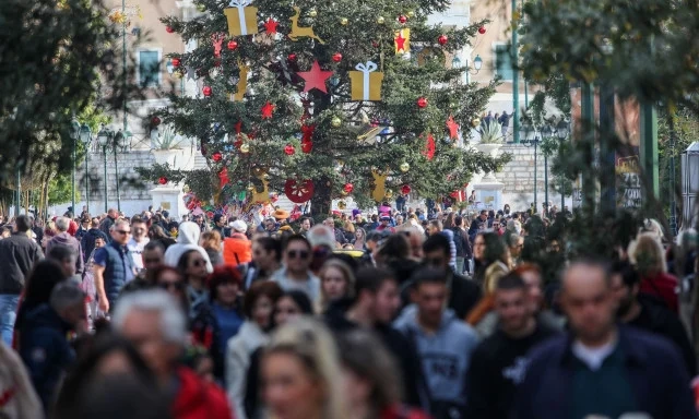 Ελλάδα: 705.000 λιγότεροι κάτοικοι από το 2011: Τα ανησυχητικά στοιχεία για το 2040 Ατζέντα μεταρρυθμίσεων: Φοροελαφρύνσεις, συλλογικές συμβάσεις και κτηματολόγιο στο επίκεντρο