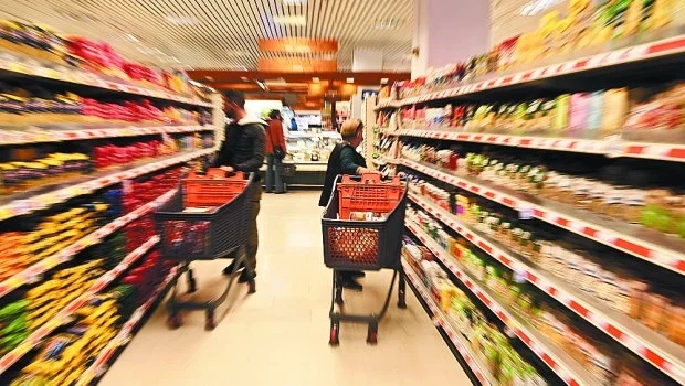 Από το χωράφι, στο ράφι: Πώς εκτοξεύονται οι τιμές στα τρόφιμα που καταλήγουν στα σούπερ μάρκετ | in.gr Από το χωράφι, στο ράφι: Πώς εκτοξεύονται οι τιμές στα τρόφιμα που καταλήγουν στα σούπερ μάρκετ | in.gr