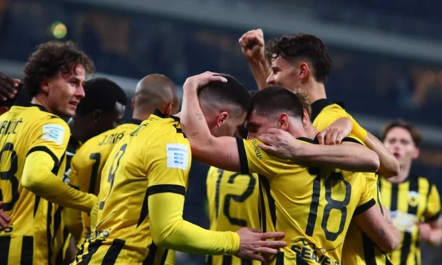 Super League: Τα highlights του ΑΕΚ – ΟΦΗ (βίντεο) ΑΕΚ – ΟΦΗ 2-1: Η ομάδα του Νίκολιτς «νίκησε» και την… κατάρα των Χριστουγέννων