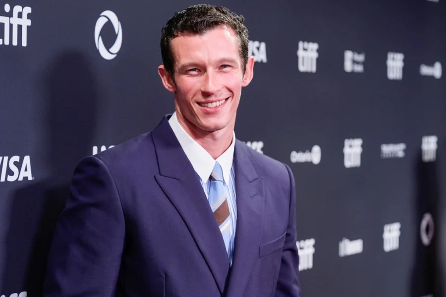 Ο Callum Turner το νέο φαβορί για τον ρόλο του «James Bond» Callum Turner