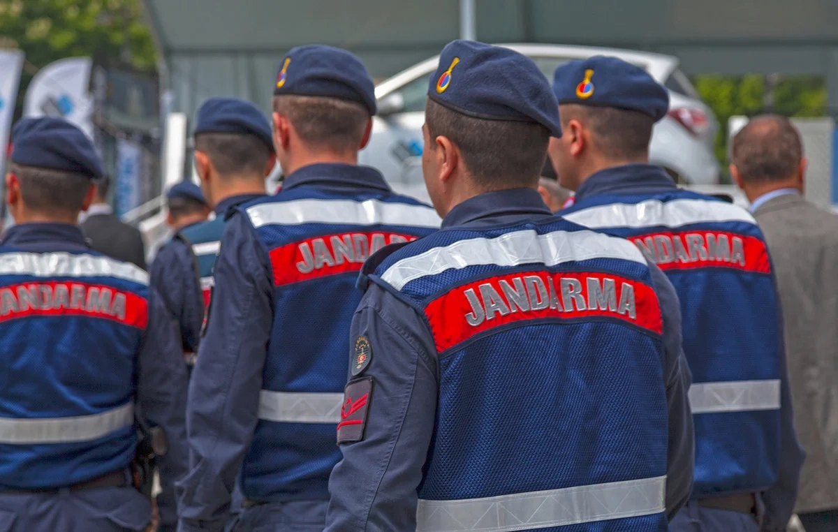 Σε συναγερμό οι Αρχές στην Τουρκία: Φοβούνται ότι ο ISIS ετοιμάζει επιθέσεις ενόψει Πρωτοχρονιάς Σε συναγερμό οι Αρχές στην Τουρκία: Φοβούνται ότι ο ISIS ετοιμάζει επιθέσεις ενόψει Πρωτοχρονιάς