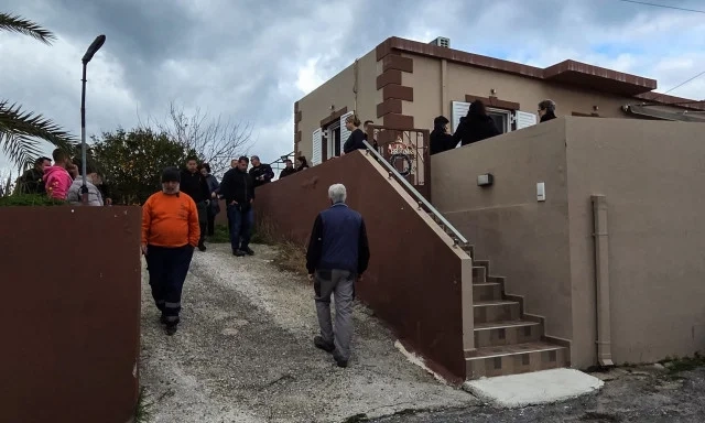 Ηράκλειο: 58χρονη έβαλε φωτιά στο σπίτι της και βανδάλισε σταθμευμένα αυτοκίνητα Τραγωδία στην Κρήτη: Νεκρός άνδρας από έκρηξη σε διαμέρισμα