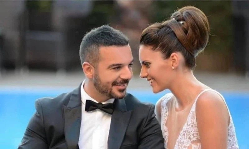 Τριαντάφυλλος για την κρίση στον γάμο του: «Είμαστε μαζί 20 χρόνια, υπάρχει αγάπη» Τριαντάφυλλος για την κρίση στον γάμο του: «Είμαστε μαζί 20 χρόνια, υπάρχει αγάπη»
