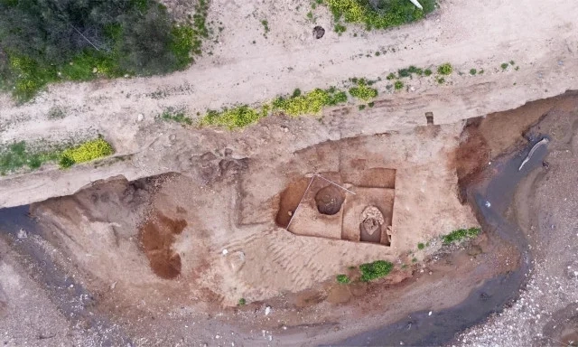 Υπουργείο Πολιτισμού: Η «άγνωστη» Κρήνη Ανταίου προστατεύεται και αναδεικνύεται στα Πετράλωνα Ραφήνα: Σπάνια ταφή σε πίθο από την Εποχή του Χαλκού ήρθε στο φως - Νέα δεδομένα για τα ταφικά έθιμα