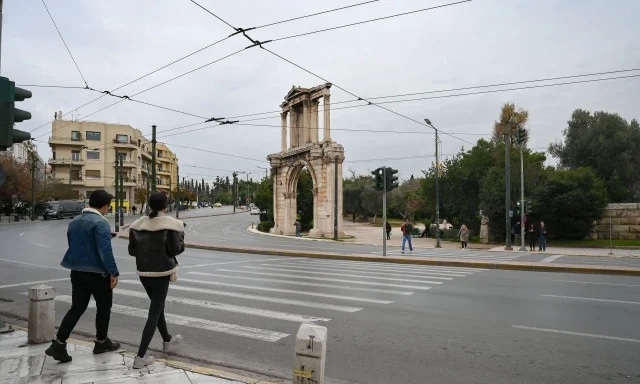 Δήμος Αθηναίων: Μέτρα προστασίας για τους ευάλωτους πολίτες ενόψει χαμηλών θερμοκρασιών Έκτακτα μέτρα στον Δήμο Αθηναίων λόγω χαμηλών θερμοκρασιών