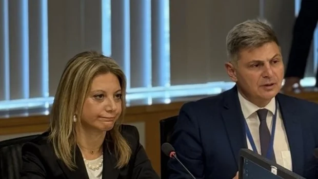 Φαραντούρης: Συζητώ με την Καρυστιανού, υπάρχει μια συναντίληψη στη δικαιοσύνη και τη διαφάνεια | in.gr Φαραντούρης: Συζητώ με την Καρυστιανού, υπάρχει μια συναντίληψη στη δικαιοσύνη και τη διαφάνεια | in.gr
