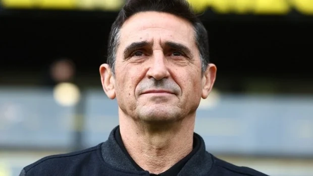 Χιμένεθ: «Πάμε για πρόκριση επί του Παναθηναϊκού – Ευτυχισμένος αν έρθει ο παίκτης που ζήτησα» Χιμένεθ: «Πάμε για πρόκριση επί του Παναθηναϊκού – Ευτυχισμένος αν έρθει ο παίκτης που ζήτησα»