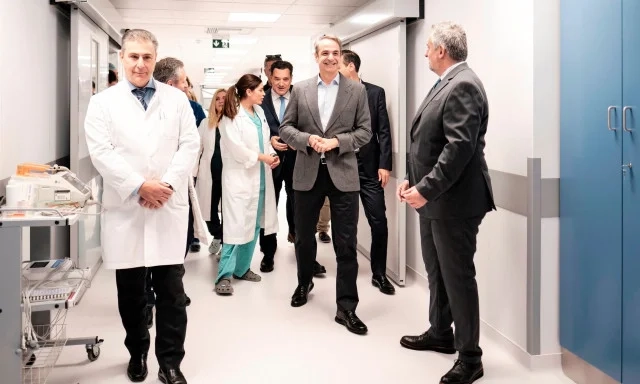 Άδωνις Γεωργιάδης μετά το TikTok Αμερικανού τουρίστα: «Δεν συνειδητοποιούμε πόσο καλό είναι το ΕΣΥ» Επίσκεψη Μητσοτάκη στον «Άγιο Σάββα»: Σε 3 μήνες δεν θα υπάρχει αναμονή στα ογκολογικά χειρουργεία