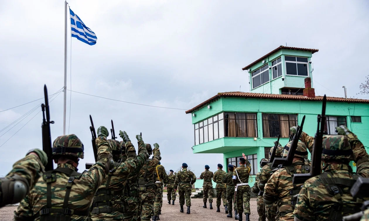 Έβρος: Πρωτοχρονιά στα σύνορα με την Τουρκία – Οι ευχές των άγρυπνων φρουρών μας Έβρος: Πρωτοχρονιά στα σύνορα με την Τουρκία – Οι ευχές των άγρυπνων φρουρών μας