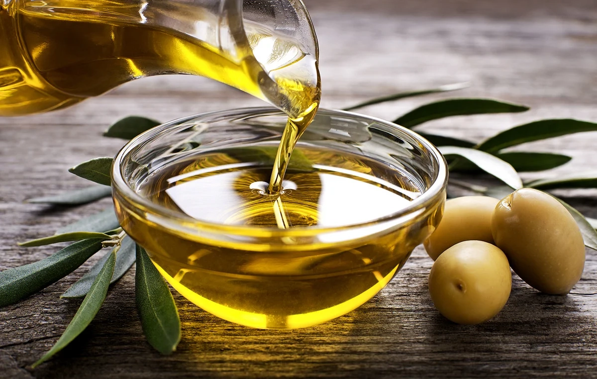 Γιατί ακριβαίνει το ελαιόλαδο; – Τι δείχνουν οι νέες μελέτες της Επιτροπής Ανταγωνισμού για τους μηχανισμούς της αγοράς Γιατί ακριβαίνει το ελαιόλαδο; – Τι δείχνουν οι νέες μελέτες της Επιτροπής Ανταγωνισμού για τους μηχανισμούς της αγοράς