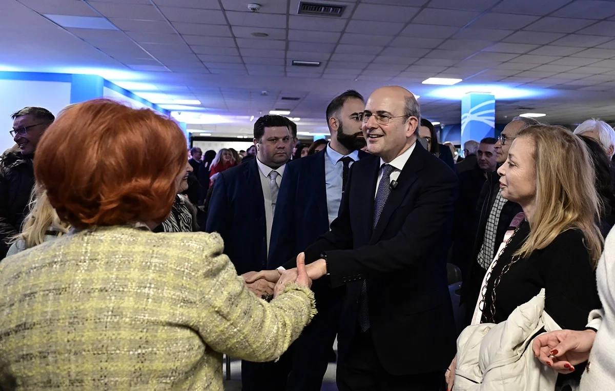 Χατζηδάκης: Η κοσμοπλημμύρα στο ΟΑΚΑ επιβεβαιώνει τη σταθερή στήριξη των πολιτών στη ΝΔ Χατζηδάκης: Η κοσμοπλημμύρα στο ΟΑΚΑ επιβεβαιώνει τη σταθερή στήριξη των πολιτών στη ΝΔ