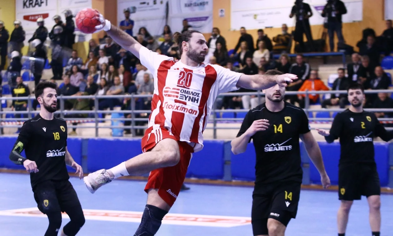 Ολυμπιακός / Όμιλος Ξυνή - ΑΕΚ 33-29: Με ξέσπασμα στο τέλος κατέκτησε το Κύπελλο Ελλάδας Ολυμπιακός / Όμιλος Ξυνή - ΑΕΚ 33-29: Με ξέσπασμα στο τέλος κατέκτησε το Κύπελλο Ελλάδας