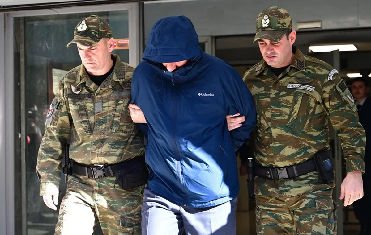 Μαραθώνια η απολογία του σμήναρχου: Τι αποκάλυψε για τον «Στίβεν» και τους Κινέζους – Δύο απόστρατοι στο «στόχαστρο» Μαραθώνια η απολογία του σμήναρχου: Τι αποκάλυψε για τον «Στίβεν» και τους Κινέζους – Δύο απόστρατοι στο «στόχαστρο»