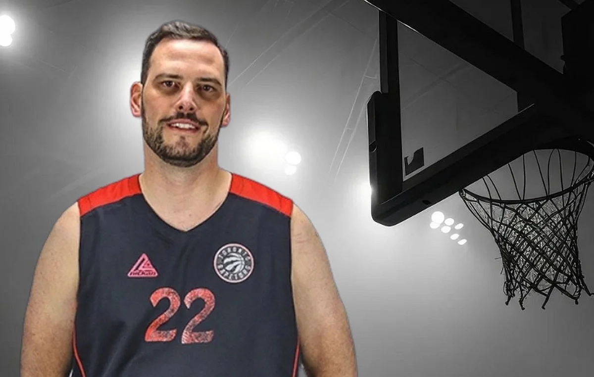 Διπλό χτύπημα της μοίρας για την οικογένεια του μπασκετμπολίστα που έφυγε από τη ζωή – Είχε σκοτωθεί σε τροχαίο ο αδελφός του Διπλό χτύπημα της μοίρας για την οικογένεια του μπασκετμπολίστα που έφυγε από τη ζωή – Είχε σκοτωθεί σε τροχαίο ο αδελφός του