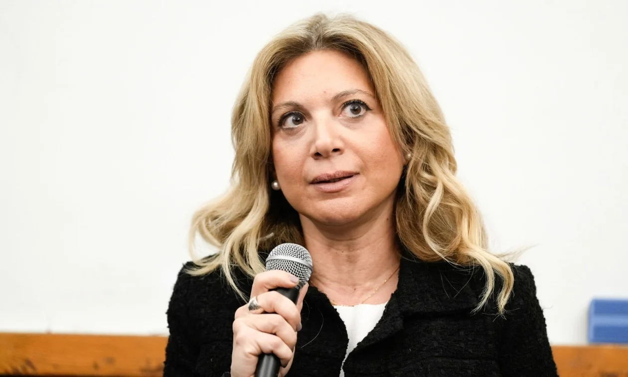 Βενιζέλος: Ανιστόρητο ότι ασκώ κριτική επειδή ο Μητσοτάκης δεν με πρότεινε για Πρόεδρο Δημοκρατίας Οι αμβλώσεις, η Μαρία Καρυστιανού, οι καταιγιστικές αντιδράσεις και ο Βολταίρος