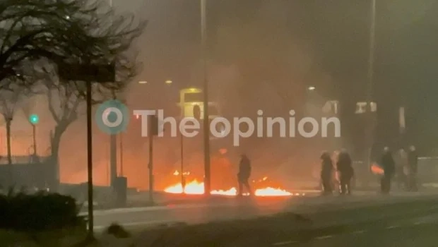 «Καμία φθορά δημόσιας περιουσίας εντός του ΑΠΘ - Εκτός campus τα επεισόδια», λένε οι πρυτανικές αρχές | in.gr «Καμία φθορά δημόσιας περιουσίας εντός του ΑΠΘ - Εκτός campus τα επεισόδια», λένε οι πρυτανικές αρχές | in.gr