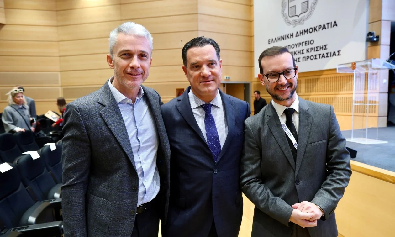 Νέος πρόεδρος στο ΙΦΕΤ ο Διομήδης Λυμπέρης Νέος πρόεδρος στο ΙΦΕΤ ο Διομήδης Λυμπέρης