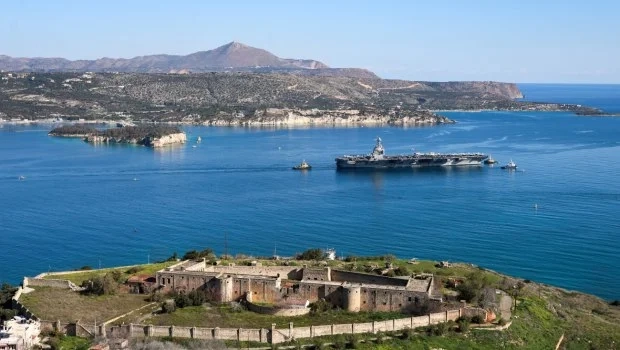 Προσαγωγή Γεωργιανού για κατασκοπεία στη Σούδα | in.gr Προσαγωγή Γεωργιανού για κατασκοπεία στη Σούδα | in.gr