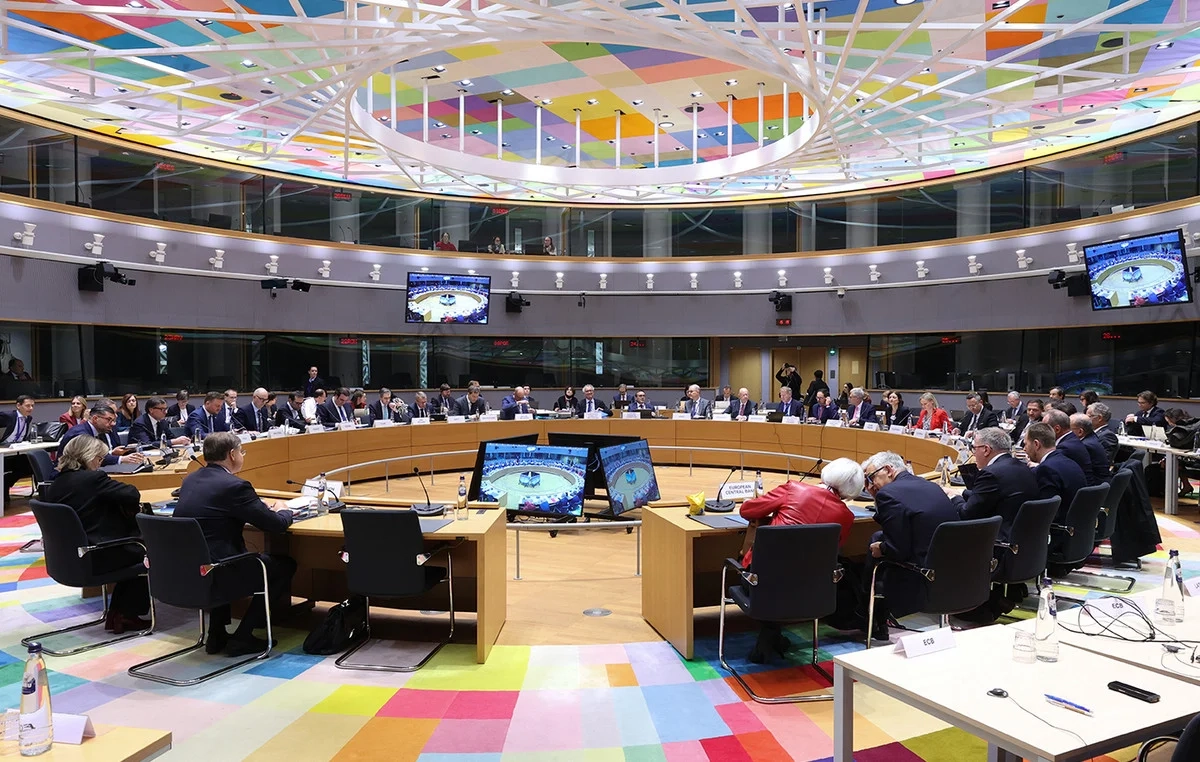 Eurogroup: Η ένταση στη Μέση Ανατολή επηρεάζει ενέργεια και αγορές – Προειδοποίηση για παρατεταμένη αστάθεια Eurogroup: Η ένταση στη Μέση Ανατολή επηρεάζει ενέργεια και αγορές – Προειδοποίηση για παρατεταμένη αστάθεια