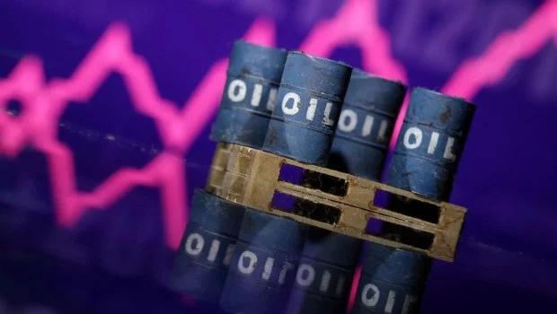 Πετρέλαιο: Οι τιμές παραμένουν υψηλές, αλλά δεν παρουσιάζουν τις απότομες ανόδους των τελευταίων ημερών Πετρέλαιο: Οι τιμές παραμένουν υψηλές, αλλά δεν παρουσιάζουν τις απότομες ανόδους των τελευταίων ημερών
