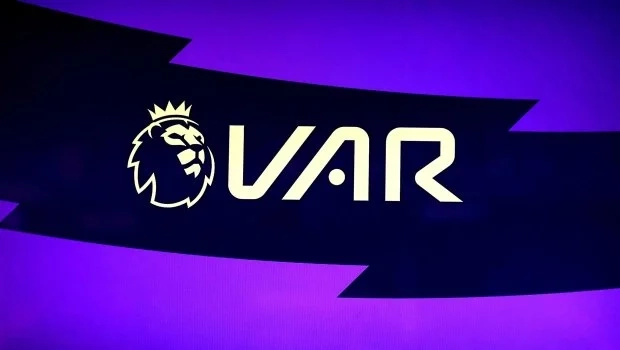 Premier League: Κόκκινη κάρτα στο VAR για κόρνερ, προβληματισμός για την «αδιαφορία» των διαιτητών | in.gr Premier League: Κόκκινη κάρτα στο VAR για κόρνερ, προβληματισμός για την «αδιαφορία» των διαιτητών | in.gr