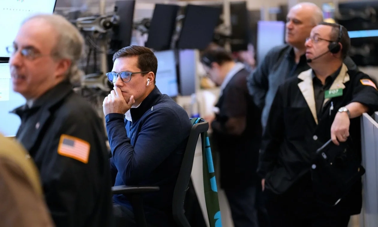 Μικρά κέρδη στη Wall Street – Οι επενδυτές περιμένουν τις αποφάσεις της Fed Μικρά κέρδη στη Wall Street – Οι επενδυτές περιμένουν τις αποφάσεις της Fed